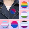 Pride Rainbow Gay Pins bandera insignia de hojalata soporte Gay lésbico símbolo Bisexual transgénero Pin iconos accesorios broche joyería ► Foto 3/6