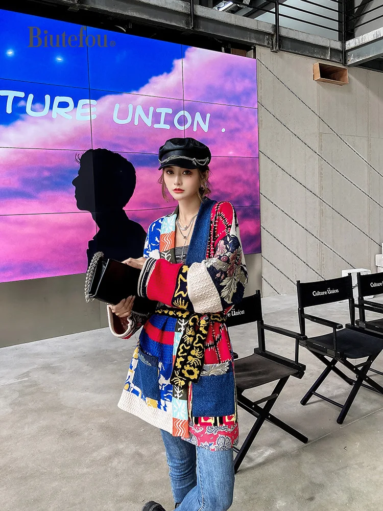 

2020 Autumn Women Long Streetwear Multicolor Embroidered Denim Stitching Lace-Up Knitted Jacket