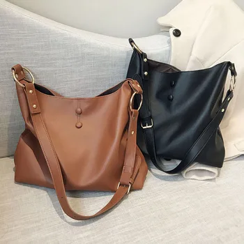 

The south Korean version of the ulzzang women's bag is a one-shoulder bag with large capacity and advanced feeling tote bag