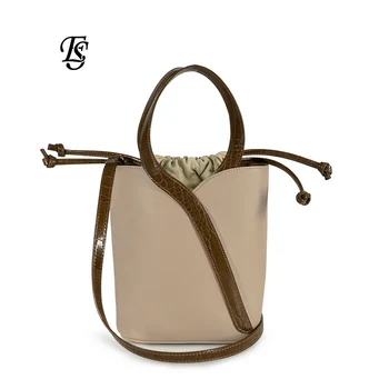

ESHUNFA Ms Shoulder Bag Bucket Bag Strip Opening And Closing Design Of The Inner Bag Crocodile Stripes The Glossy Contracted