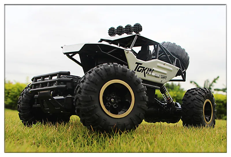 Большой размер 1:12 4WD RC автомобили обновленная версия 2,4G радиоуправляемые игрушки багги скоростные грузовики внедорожные Грузовики Игрушки для детей
