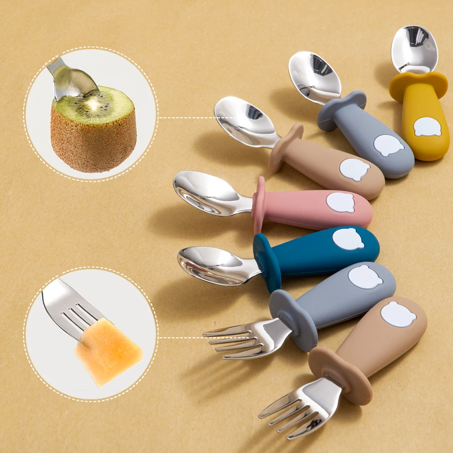 Bebê alimentação sólida colher e garfo conjunto, sem BPA, alça de silicone, urso dos desenhos animados, utensílio inoxidável, talheres infantis, novo design