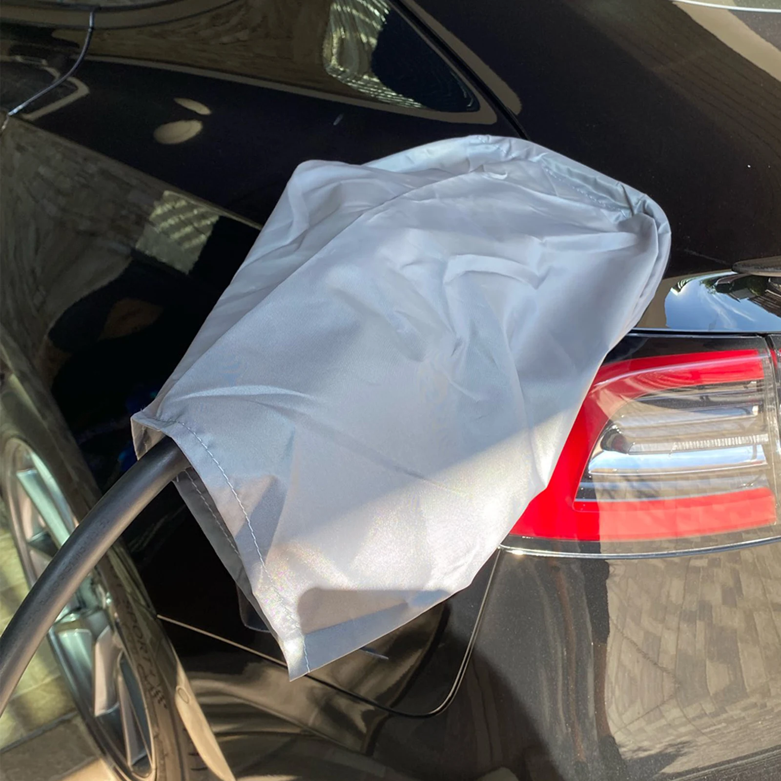 

Car Charging Port Cover Charger Rain Bag Magnet Adsorption Waterproof Cover For Tesla Model 3/Y