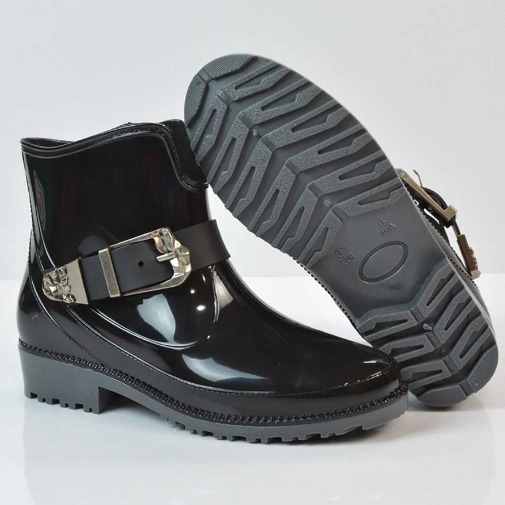 

Waterproof Wellington Rain Boots Women PVC Anti-Slip Gothic Ankle Boots Women Shoes Block Heel Buckle Strap Ankle Boots D20