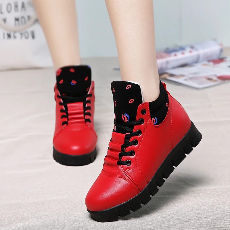 Зимняя женская прогулочная обувь; Зимние ботильоны из искусственной кожи; кроссовки на платформе, визуально увеличивающие рост; теплая плюшевая обувь; теплые ботиночки в стиле Харадзюку