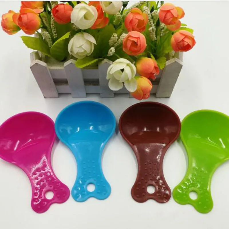

Cute Pet Dog Food Scoop Environmentally Friendly And Durable Dog Cat Food Spoon Plastic Creative Assorted Pet Feeding Supplies