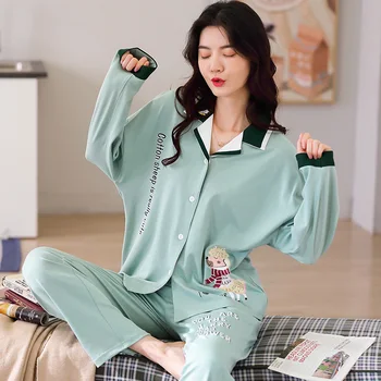 

Autumn Woman Pajamas Sets Long Sleeves and Turn-down Collar Sweater Suits with Cartoon Pattern Decor Female Sleepwea