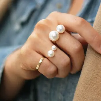 

Jewelry Ring Gold Fashion New For Women Type Style Setting Model Number Metals Surface Width Shaped 2020 new