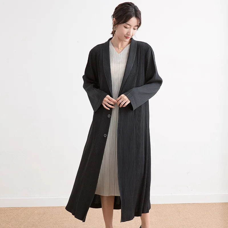 

LANMREM 2020 New Spring Solid Color Single Breasted Long Pleated Trench Coat Women Vintage Loose Wild Windbreaker Tide PD793