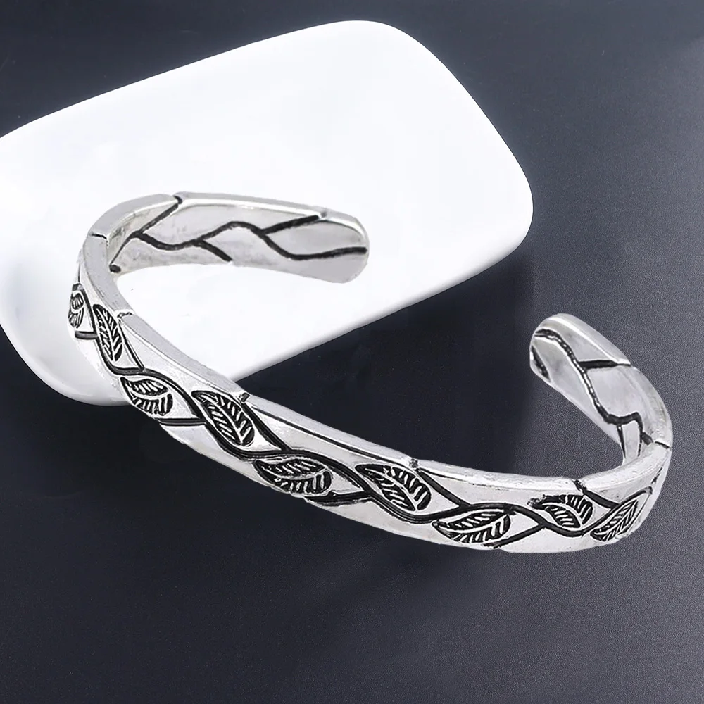 

SG Retro Norse Viking Bracelets Wolf Head Bangle Life Tree Leaf Bileklik Thor Mjolnir Hammer Amulet Bangles Men Jewelry Gifts