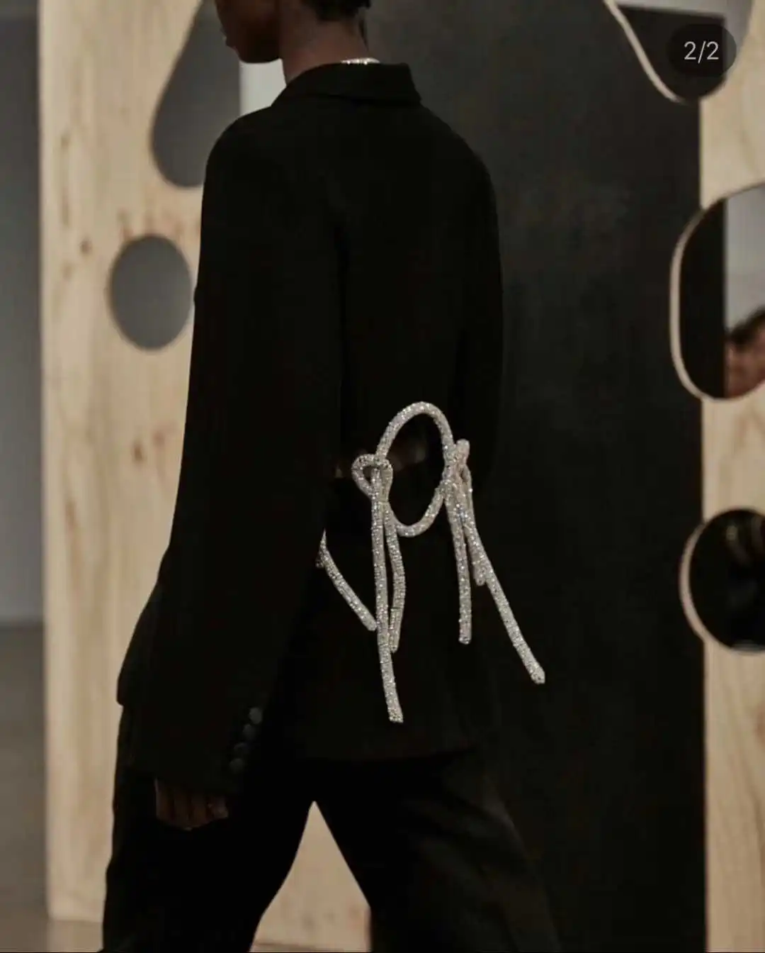 DEAT Notched High Waist Full Sleeves Hole