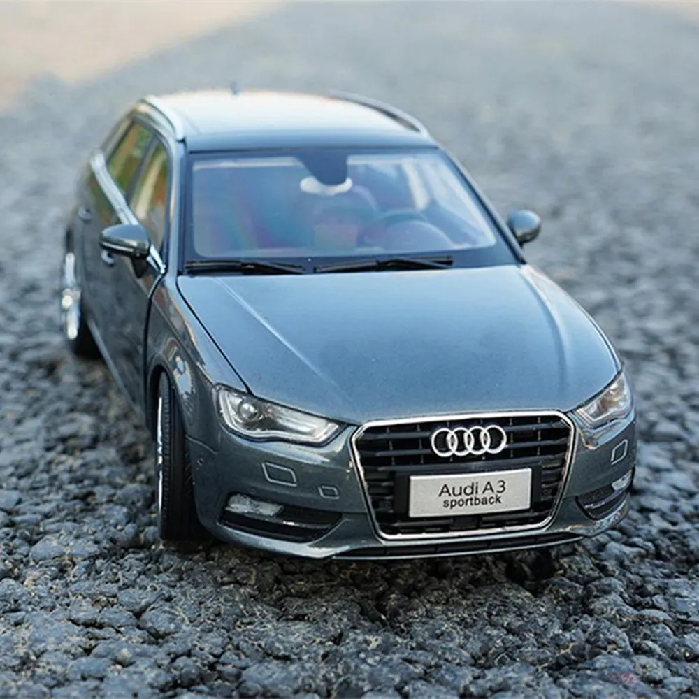 Оригинальный авторизованный подлинный сплав 1/18 масштаб Audi A3 Sportback серый литье
