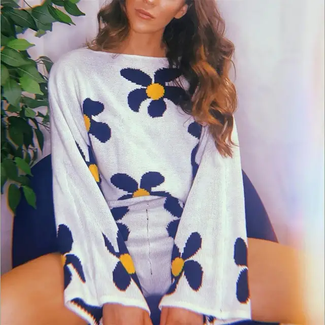Knitting Fashion Women Two Piece Sets Long Sleeve Casual Floral Loose Crop Top And Shorts Co-ord Set Korean Style Beach Clothing 3
