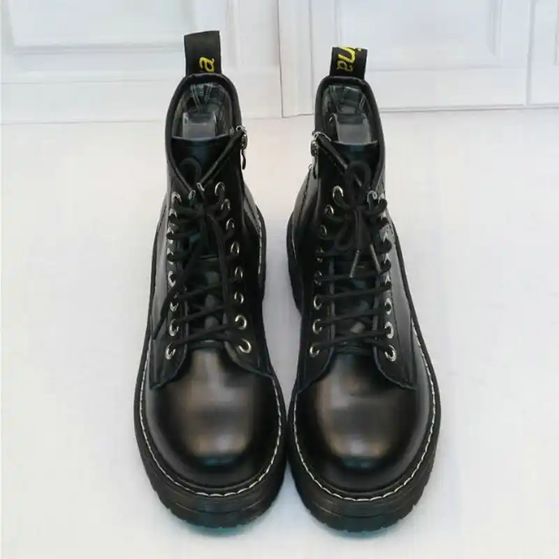 fashion walking boots ladies