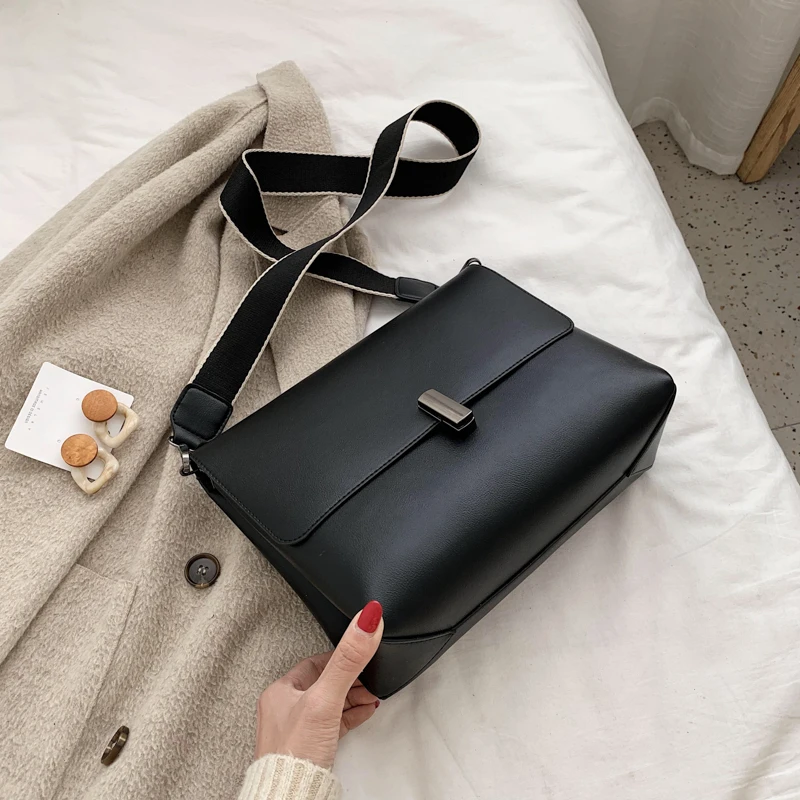 

Fashion Retro Solid Color Simple Small Square Bag Women's Designer Messenger Bag High-quality Leather Mobile Phone Shoulder Bags