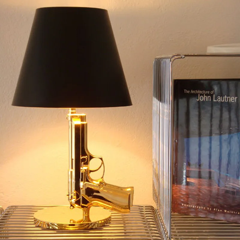 

table modern simple personality creative living room bedroom study resin bedside table lamp gold Toy Desktop decorative lamp