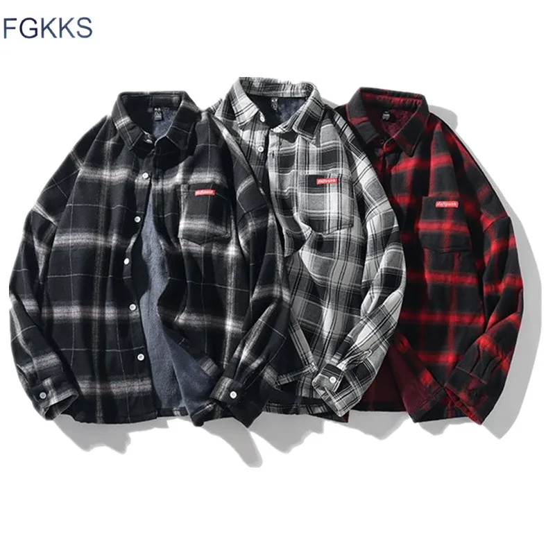 Goedkoop FGKKS Casual Brand Mannen Plaid Shirts mannen Plus fluwelen Lange Mouwen Fashion Trend Mannelijke Turn down Kraag shirt Jas