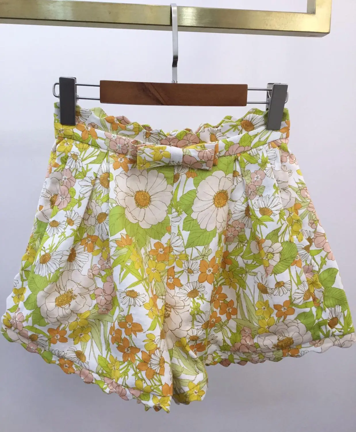 12.7 Spring summer shorts women's fashion print short casual beach vacation summer High waist ruffle shorts high quality