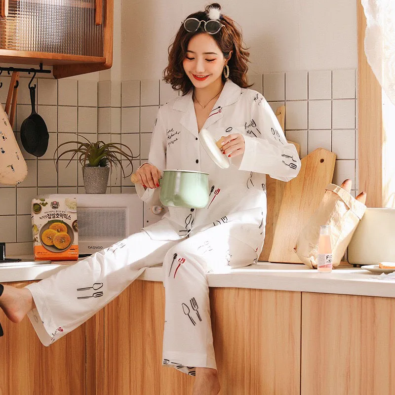 

Autumn New Ladies Pajamas Set Turn-down Collar Femme Comfort Ice-Silk Simple Style 2PCS Sleepwear Set Women Soft Satin Homewar