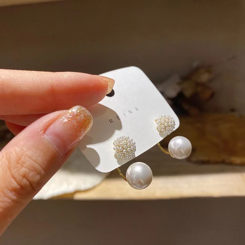 Elegant Ball Back Hanging Pearl Pendant Earrings For Woman Design