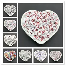 100 шт 4x7 мм акриловые плоские круглые бусины в форме сердца с английскими буквами и русскими буквами для самостоятельного изготовления ювелирных изделий браслет ожерелье