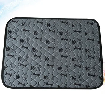 

Grey Waterproof Pet Pee Portable Anti-slip Mat Washable Footprint Printing Water Absorption Training Pad for Puppy Cat