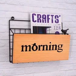 Porte revues en fer forgé derrière la porte, panier de rangement de décoration de jardin, panier de rangement mural créatif pour les lettres 