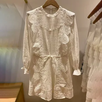 

2020 Spring /Summer New Style Bubble Sleeve Hook Flower Hollow Embroidery Lace Ladies Mini Dress