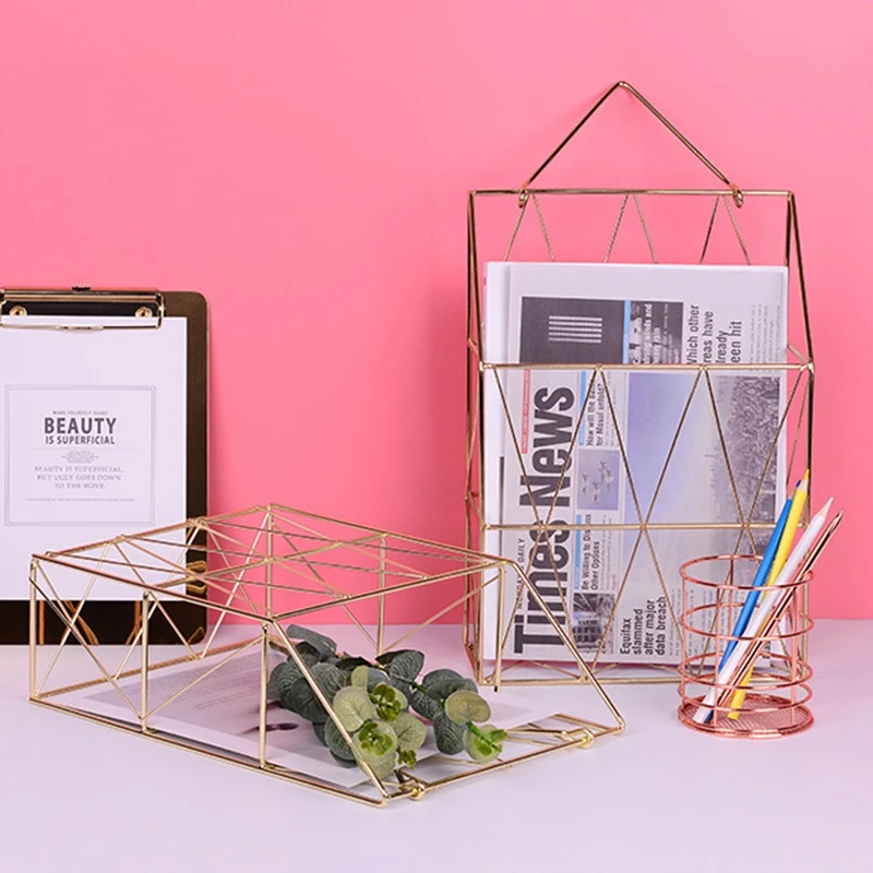 Nordic Style Wall Hanging Storage Basket Metal Iron Books Magazine Newspaper Storage Organizer Collection Basket Rack