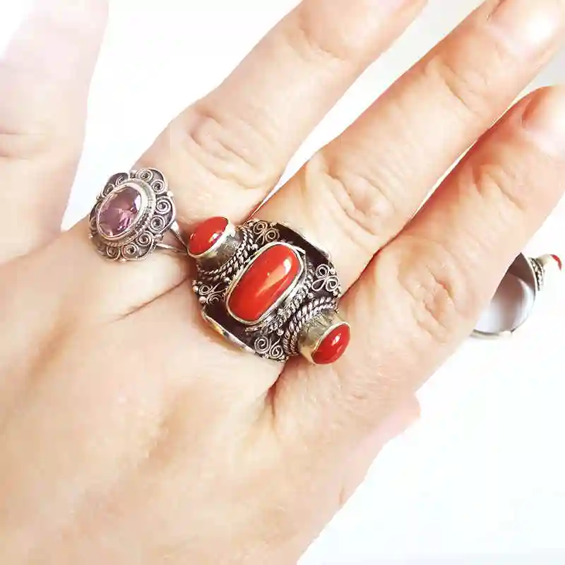 T9046 непальская рука 925 стерлингового серебра инкрустированные Красные