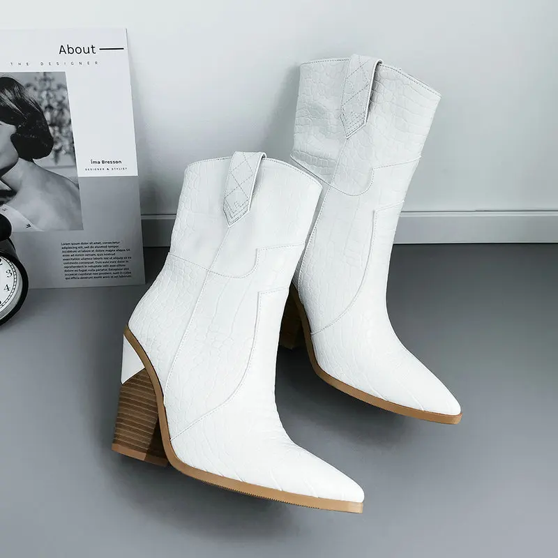 White Mid-Calf Брендовые Дизайнерские ботильоны; женские ковбойские ботинки из искусственной кожи на танкетке и высоком каблуке; модная женская обувь с острым носком на молнии; сезон осень-зима - Цвет: White Mid-Calf