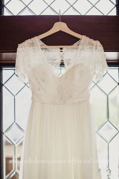 

Romantic Wedding Dresses Lace Chiffon Country Style V-Neck Short Sleeveless Buttons Back Sweep Train Wedding Dress Lace