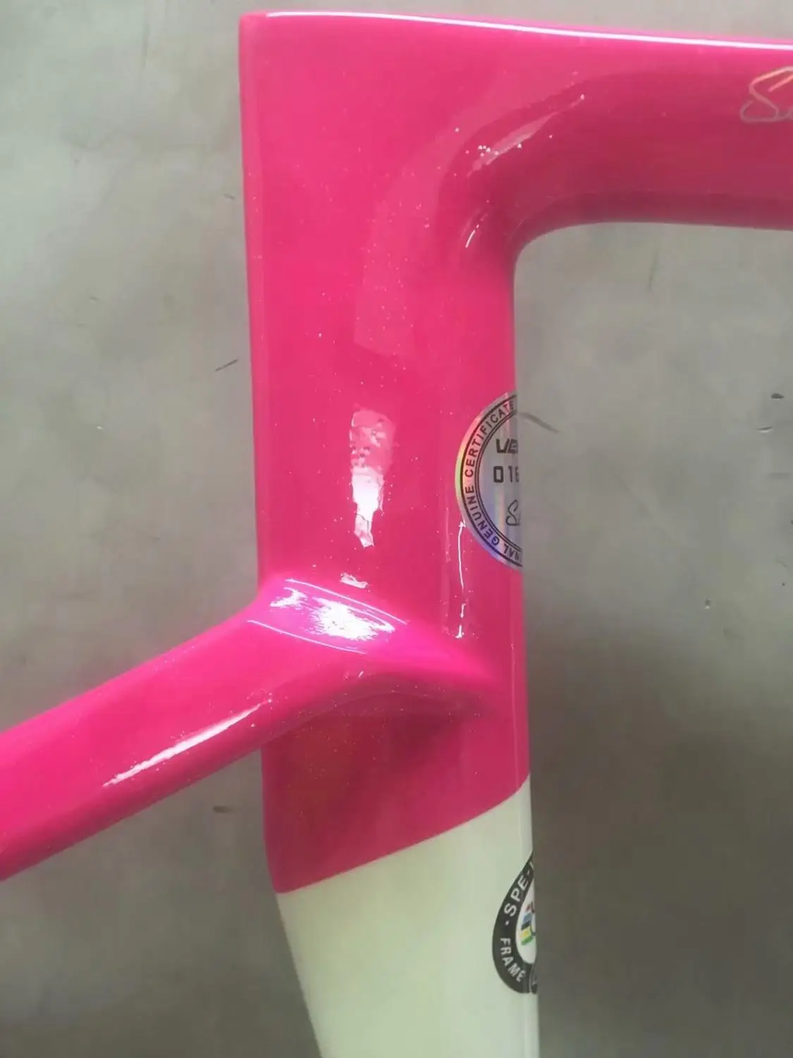 

2020 new carbon fiber road disc brake brake frame and wheels selection coating Fit DI2 group thru axle 100 * 12 142 * 12mm