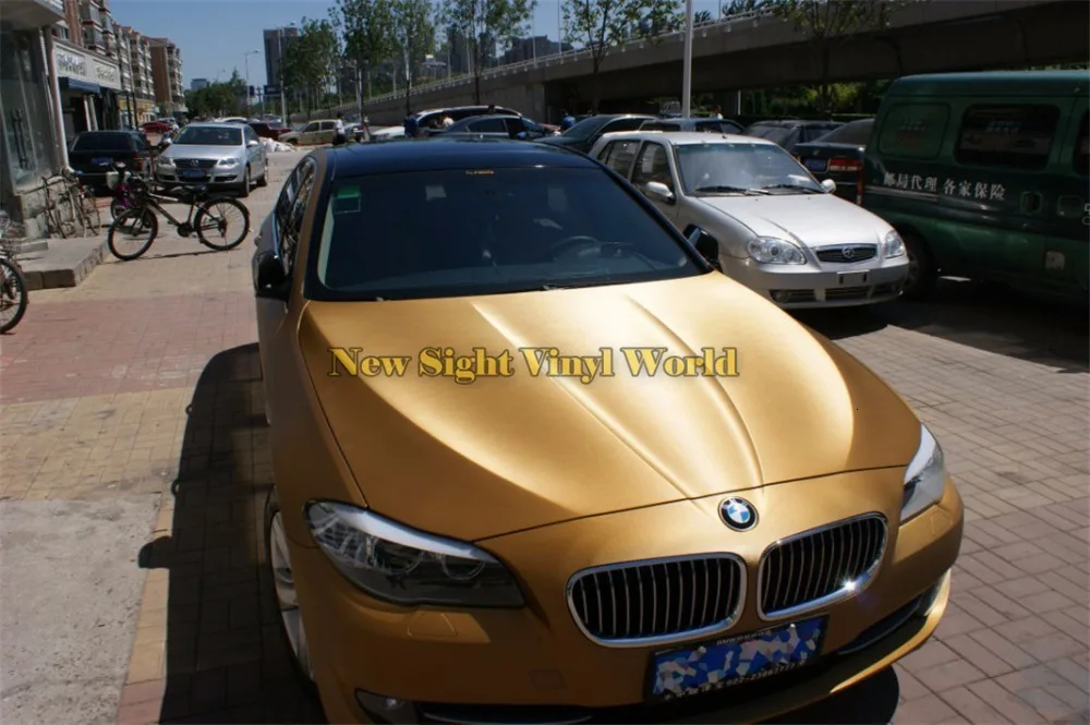Gold-Brushed-Vinyl-Wrap (5)