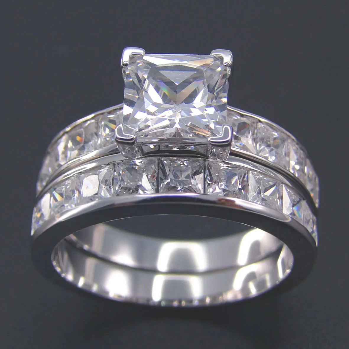 

Good Qulity Sliver Plated Gold Jewelry White Zirconi Ring Dainty Jewelry