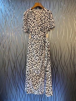 

2020 Spring and Summer New Women's V-neck Spotted Printed Pattern Color Matching Side Knotted Waist Hugging Dress 526