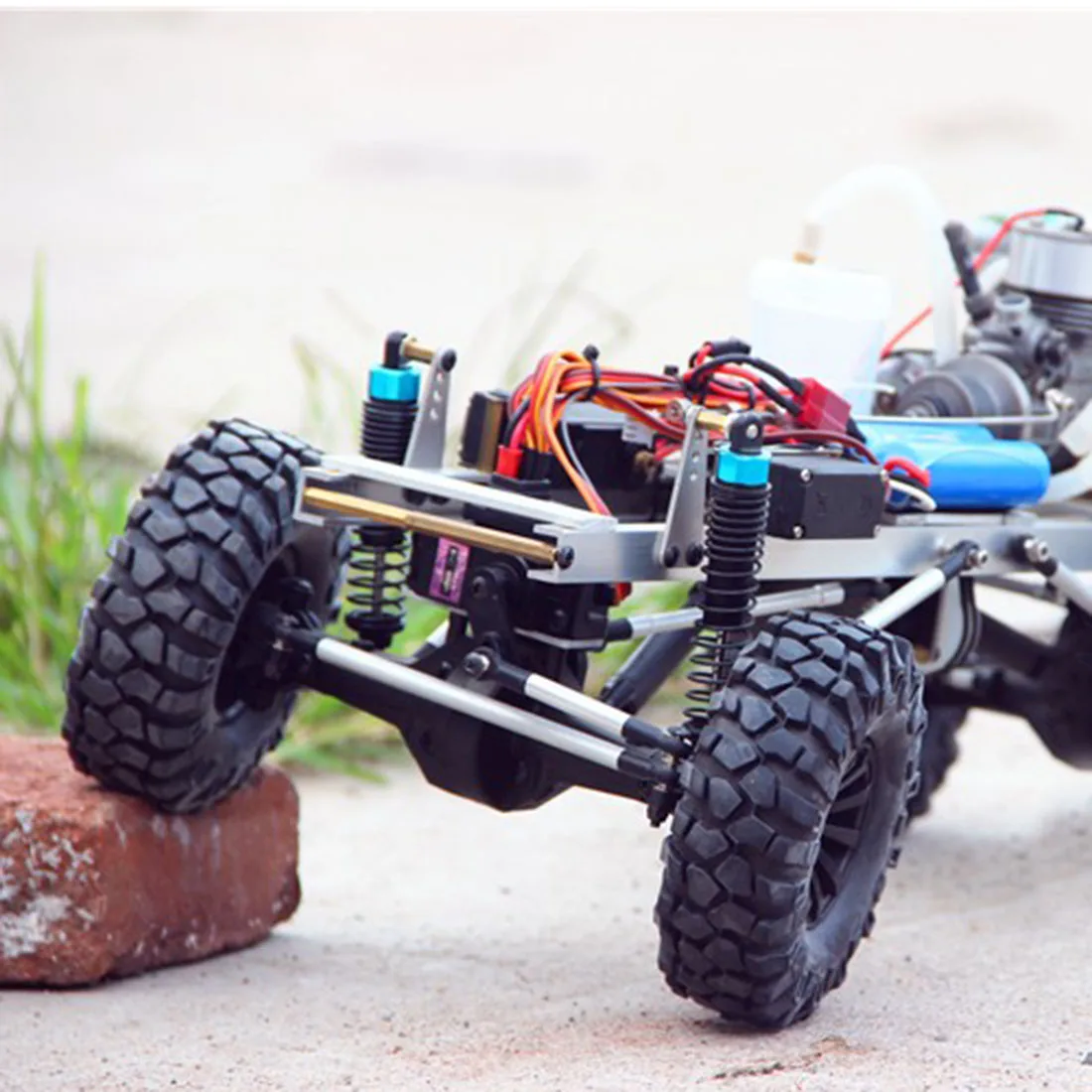 

High Recommend Level 15 Methanol Engine DIY 4WD Electric Generator With Reverse Function 2.4G RC Off-Road Climbing Car Model