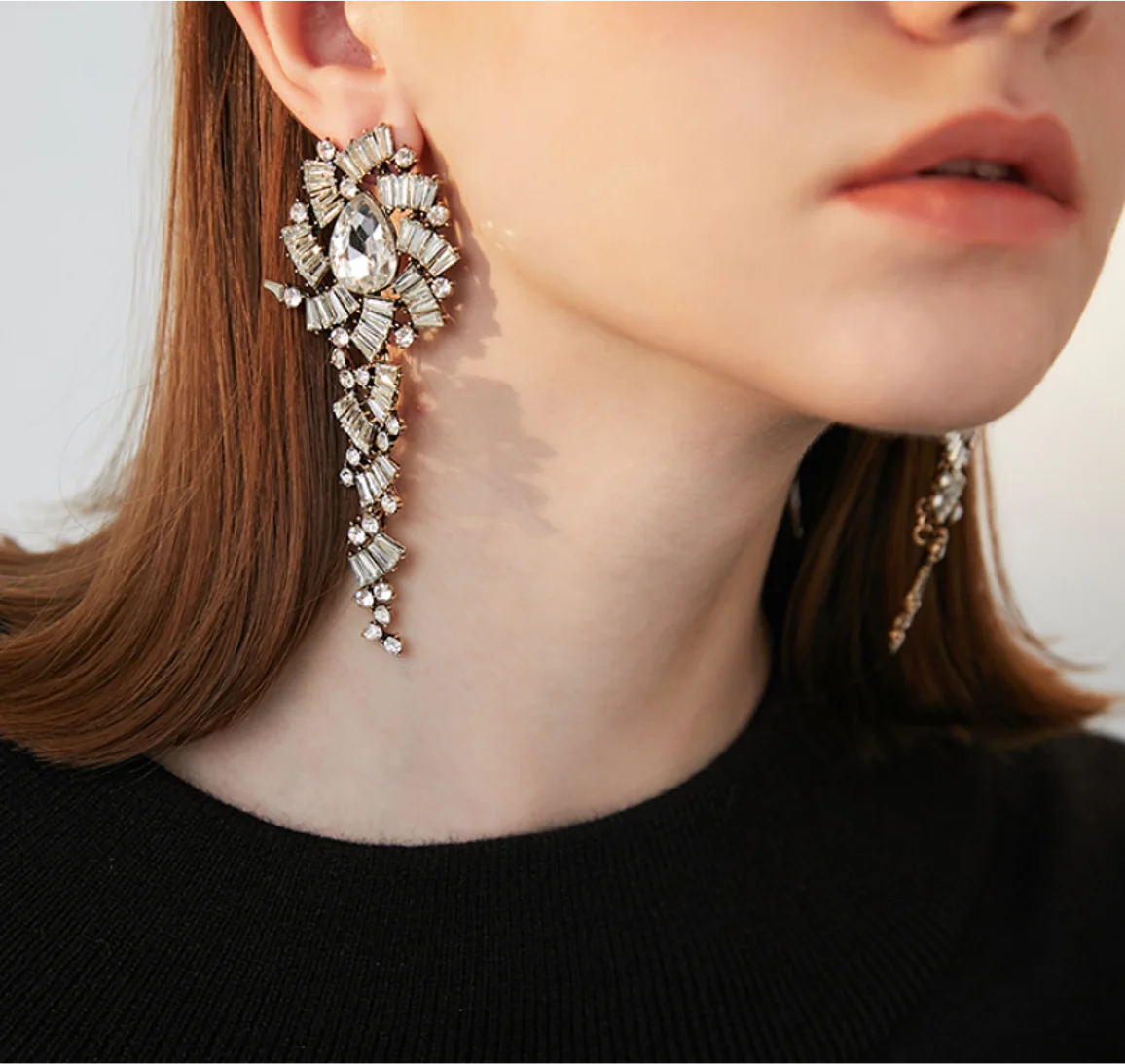 2023 trend Vintage flower Stud earrings petal design Unusual party earrings fashion jewelry for women