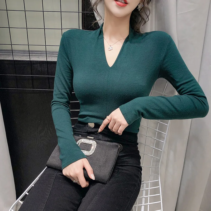 

2020 Autumn And Winter The New Western style Tight Thin top Women's bottoming shirt Inside v-neck Long sleeve t-shirt