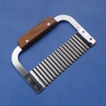 

Wooden Handle Wave Knife Originality Ripple Knife French Fry Knife Cutting Noodle Cut Potato Knife Manual Soap Cutter