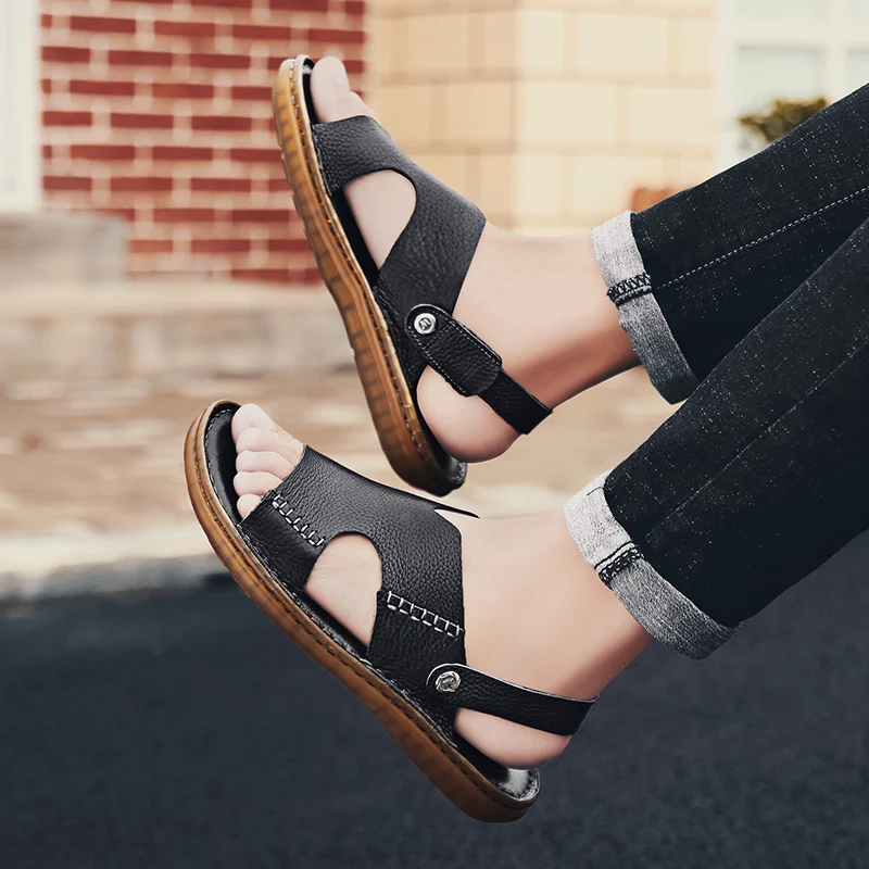 New Mens Gladiator Sandals Summer High-quality Leather Mens Sandals Summer Outdoor Men Beach Sandals Non-slip Mens Water Shoes