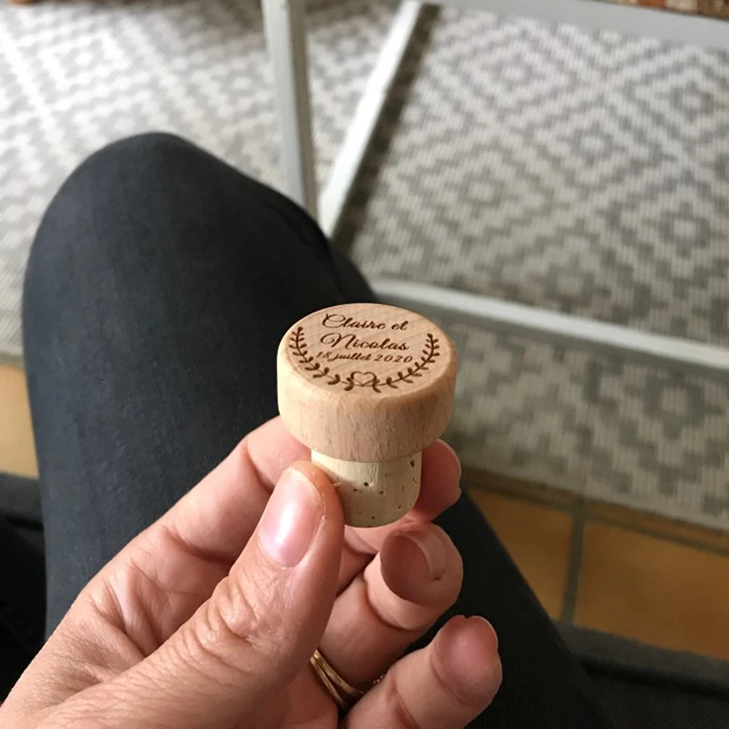 Customized Wine Stopper Wedding Favor Personalized Wine Cork Bottle Caps Storage Twist Cap Plug Gift Bar Wine Accessories