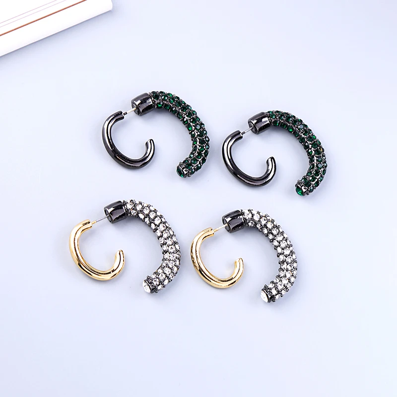 

C Snail Crystal Stud Earrings Two-sided Allergy Free Personalized Punk Black For Women Fashion Jewelry Wholesale New