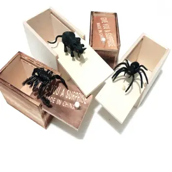 

Tricky Toys Decorative Horrific Emulational Fake Spider Props With Box For Or Halloween April Fool'S Day Novelty Toy