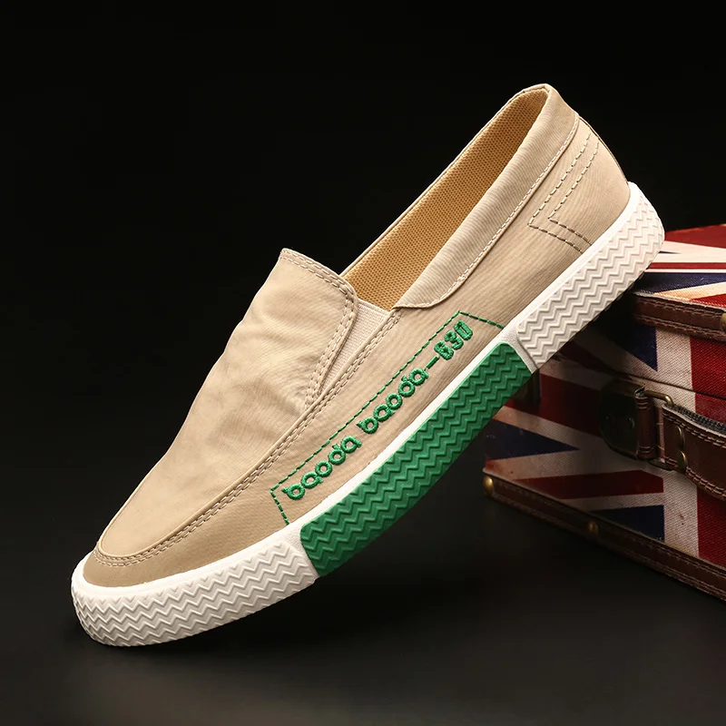 

New Spring Autumn Men Comfort Light slip on Sneakers Casual Shoes Men Fashion Low Loafer Driving Lazy Canvas Shoes A11-64