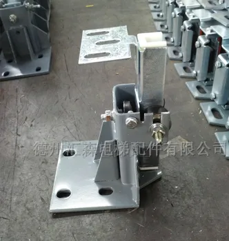 

YP70 guide shoe elevator guide shoe guide shoe lining passenger ladder sliding guide shoe elevator accessories