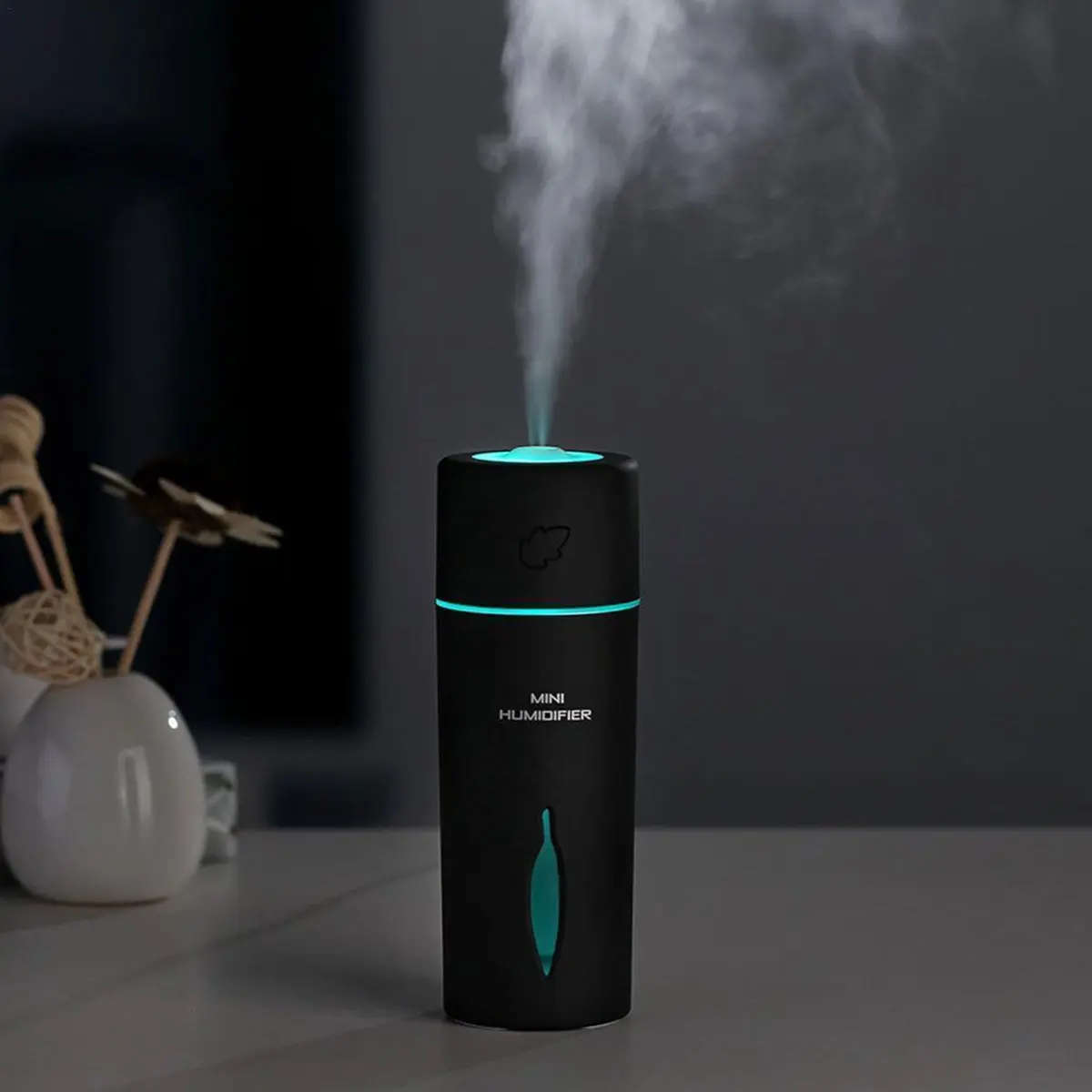 Portable Mini Car USB LED Air Humidifier Diffuser Essential Oil Aroma Mist Purifier 150ML Air Humid