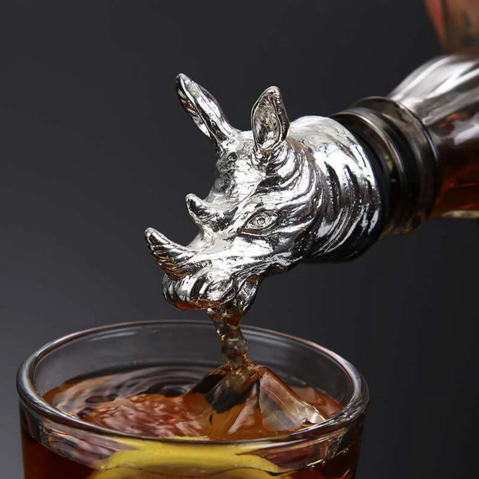 Zinc Alloy Animal Head Wine Pourer Unique Wine Bottle Stoppers Wine Aerators Bar
