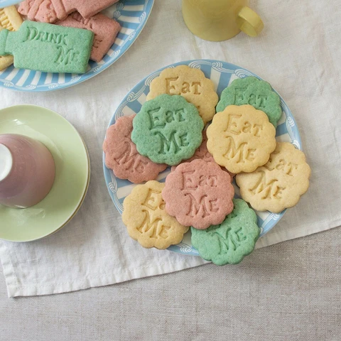 Me Cookie Cutter Alice In Wonderland Theme Diy Cookie Baking Accessories