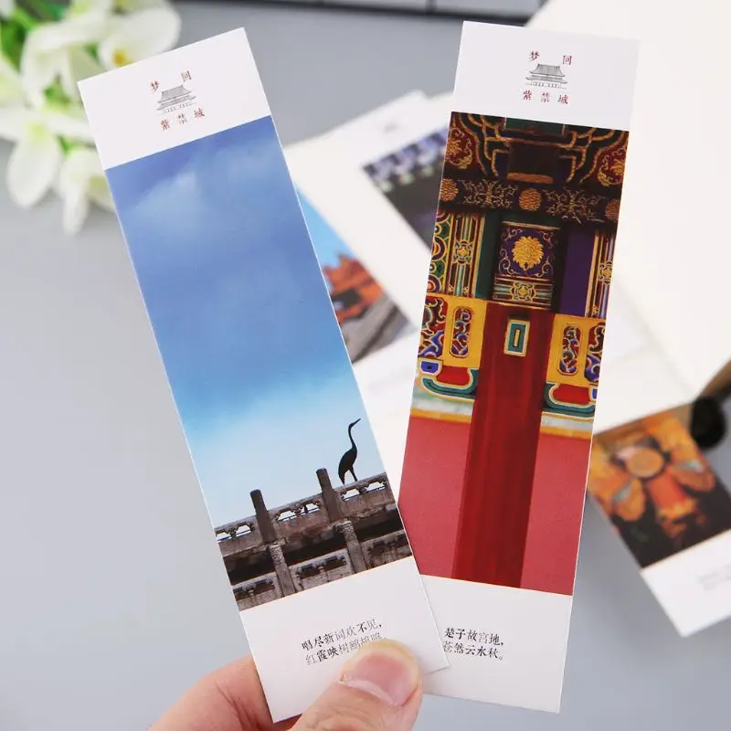 

30pcs Creative Chinese Style Paper Bookmarks Painting Cards Retro Beautiful Boxed Bookmark Commemorative Gifts